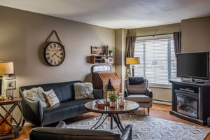  2 Cedar Dr Unit 1, Orangeville, ON L9W 2X6, US Photo 7