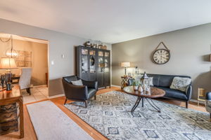  2 Cedar Dr Unit 1, Orangeville, ON L9W 2X6, US Photo 4