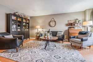 2 Cedar Dr Unit 1, Orangeville, ON L9W 2X6, US Photo 5