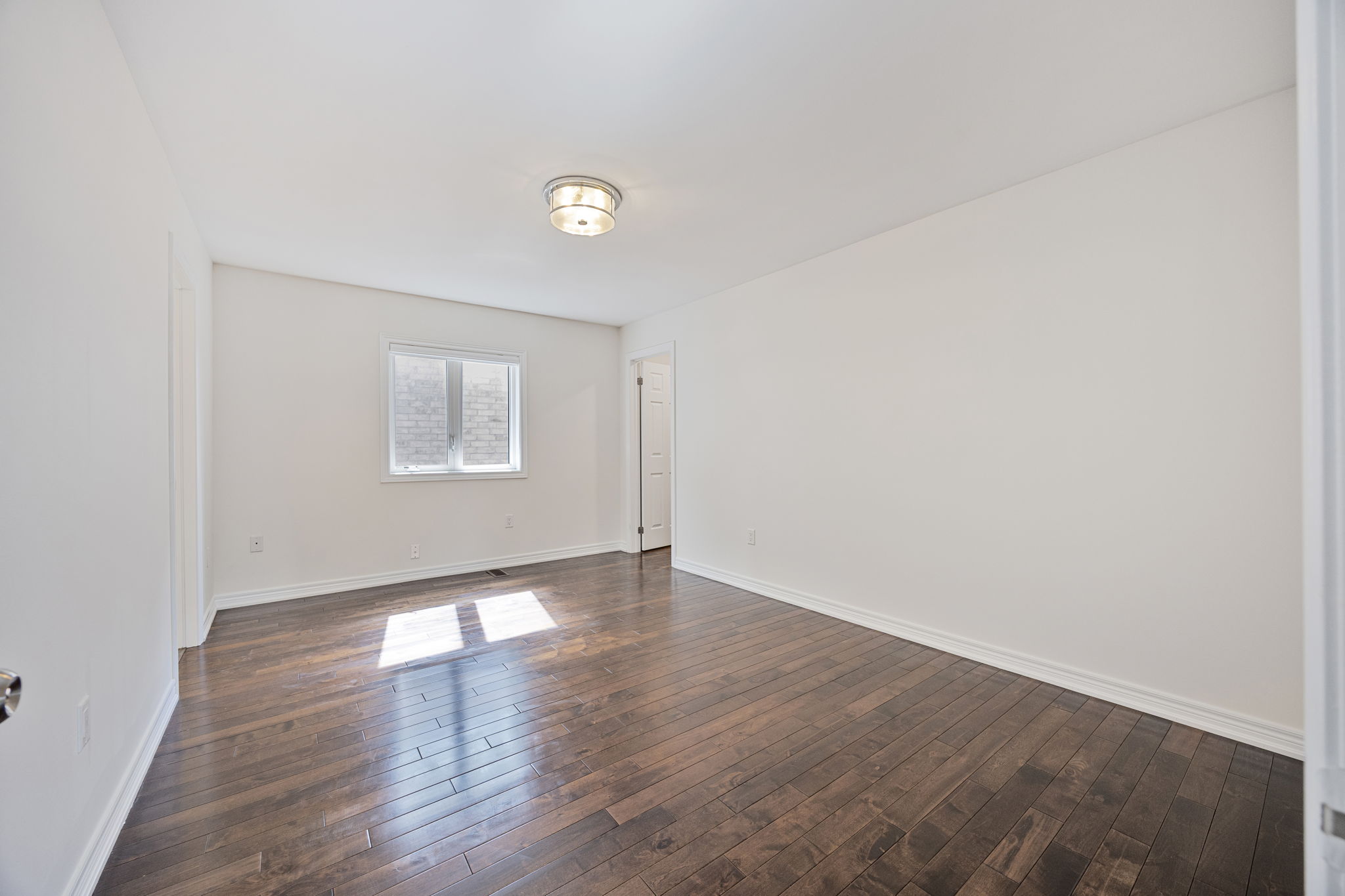 2 Copeland Crescent (40)
