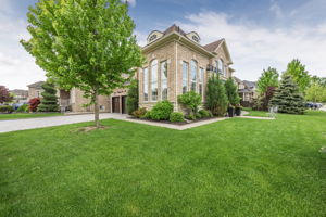 2 Copeland Crescent (95)