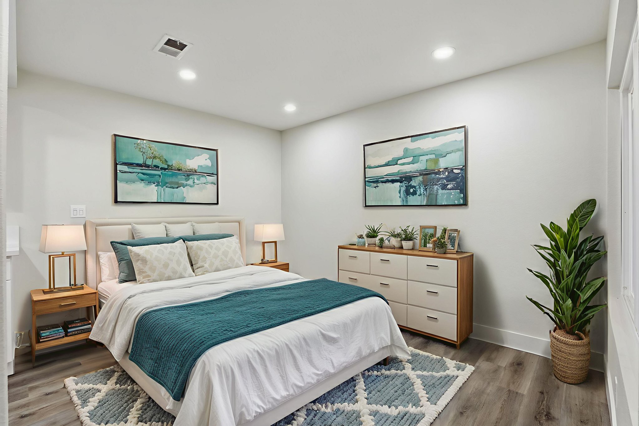 28_f8_2 Ebbtide Ct 395 Bouy virtually staged.jpeg