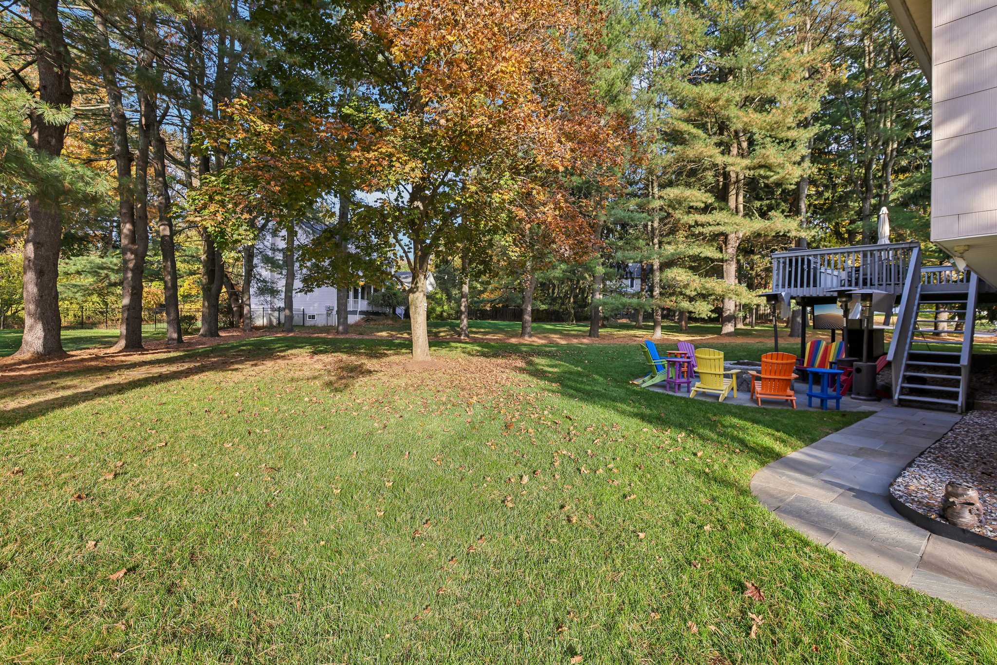 Eileen Ct-S2910-049.jpg