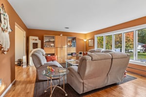 Eileen Ct-S2910-012.jpg