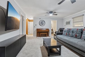 Eileen Ct-S2910-032.jpg