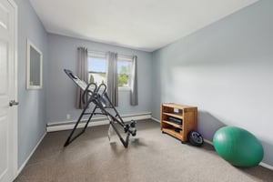 Fonda Dr-1505-024.jpg