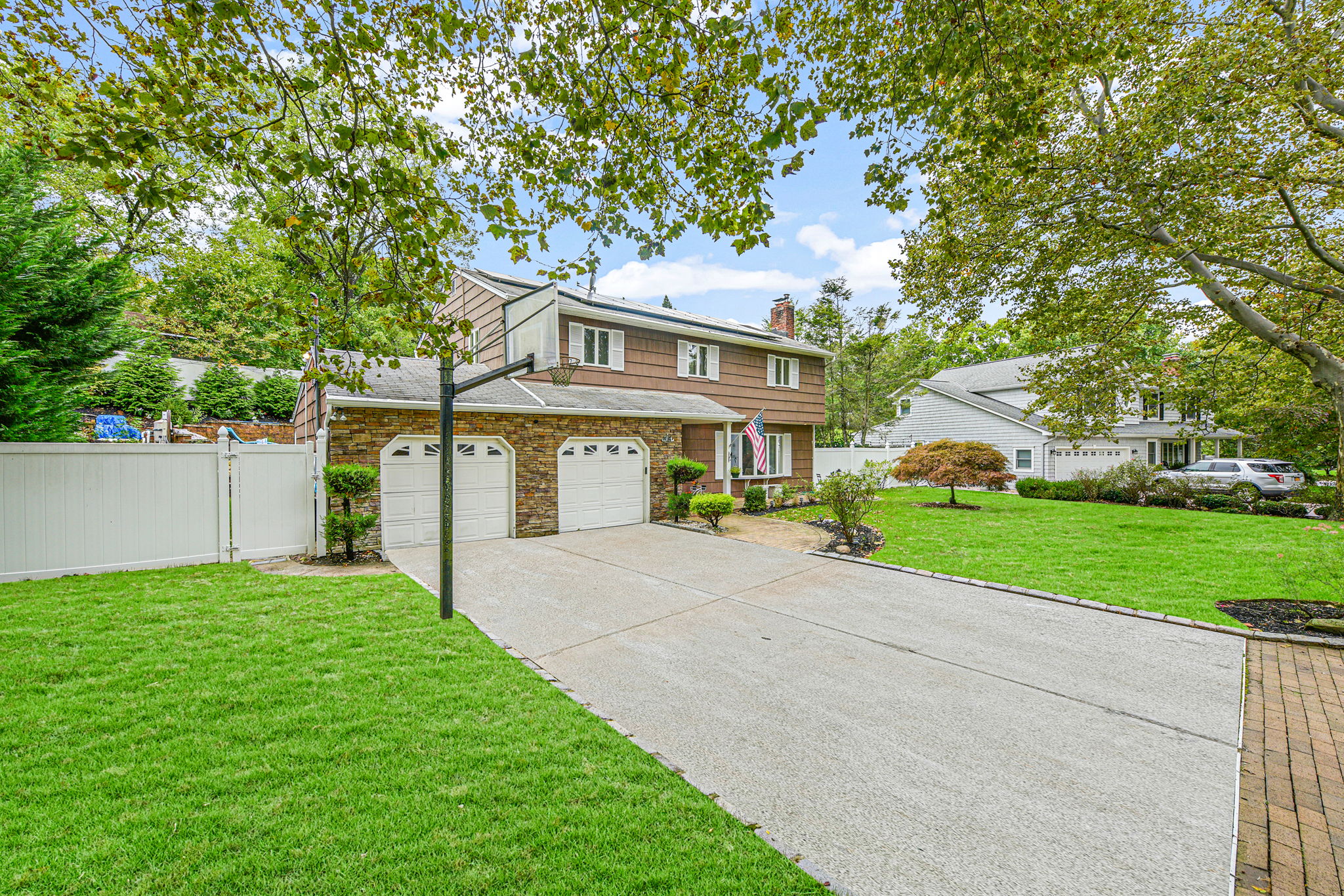 2 Fox Ln, Dix Hills, NY 11746, USA Photo 12