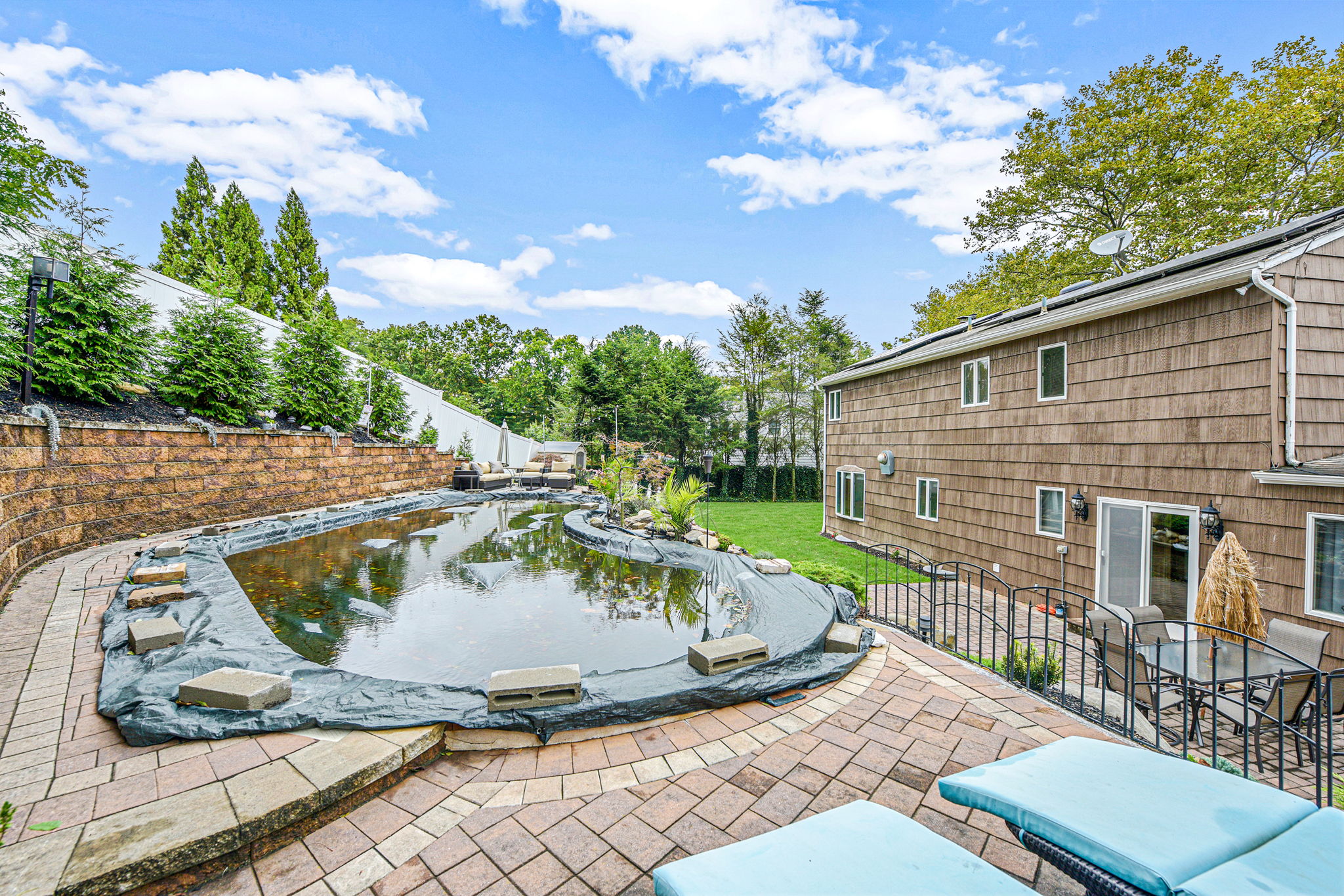 2 Fox Ln, Dix Hills, NY 11746, USA Photo 17