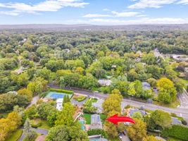 2 Fox Ln, Dix Hills, NY 11746, USA Photo 3