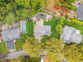 2 Fox Ln, Dix Hills, NY 11746, USA Photo 2