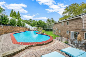 2 Fox Ln, Dix Hills, NY 11746, USA Photo 15