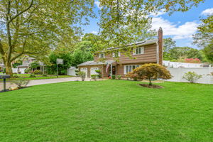 2 Fox Ln, Dix Hills, NY 11746, USA Photo 13