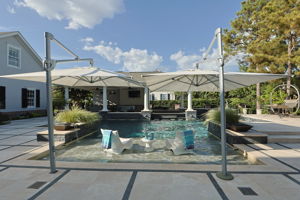  Photo 71