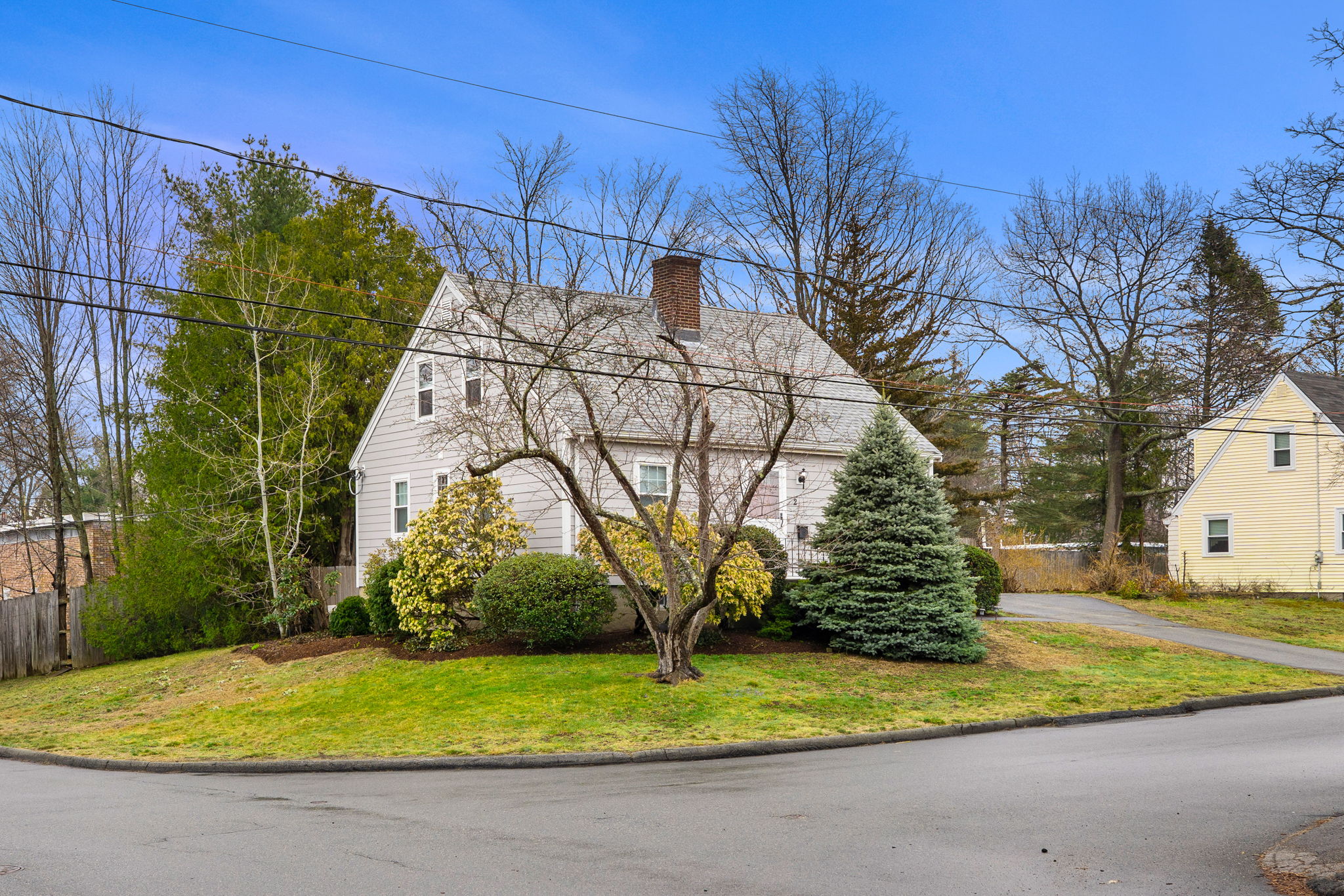2 Girdler Rd, Marblehead, MA 01945, USA Photo 3
