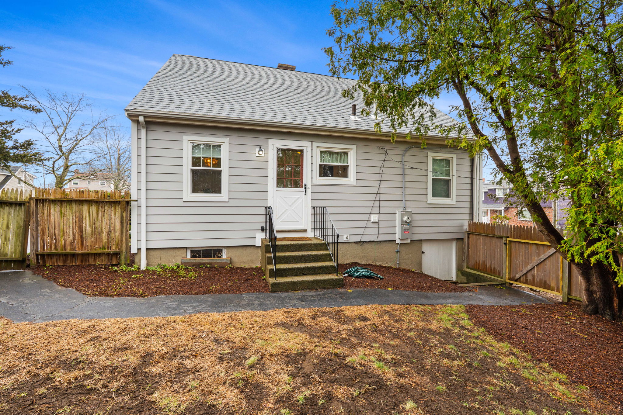 2 Girdler Rd, Marblehead, MA 01945, USA Photo 7