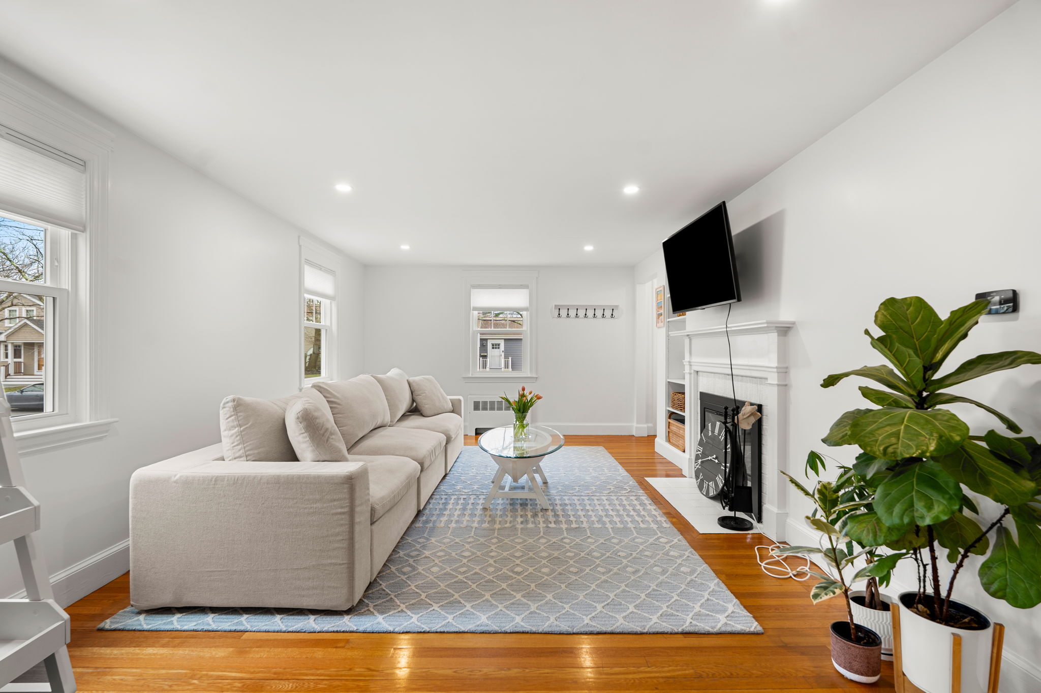 2 Girdler Rd, Marblehead, MA 01945, USA Photo 13