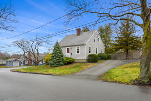 2 Girdler Rd, Marblehead, MA 01945, USA Photo 0