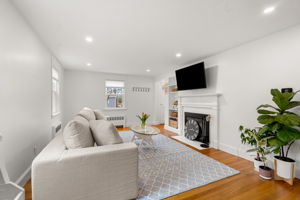 2 Girdler Rd, Marblehead, MA 01945, USA Photo 13