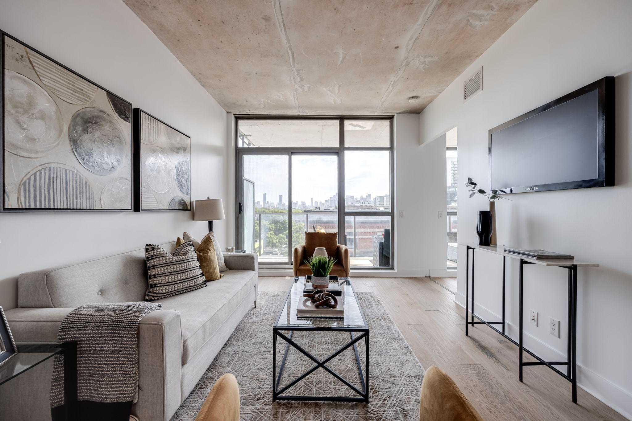 Toronto property showcase — delivered property photograph 3