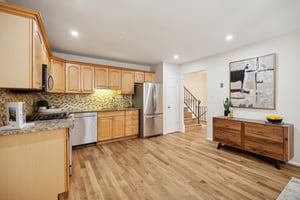 Renovated Kitchen w/ New Stainless Steel Appliances