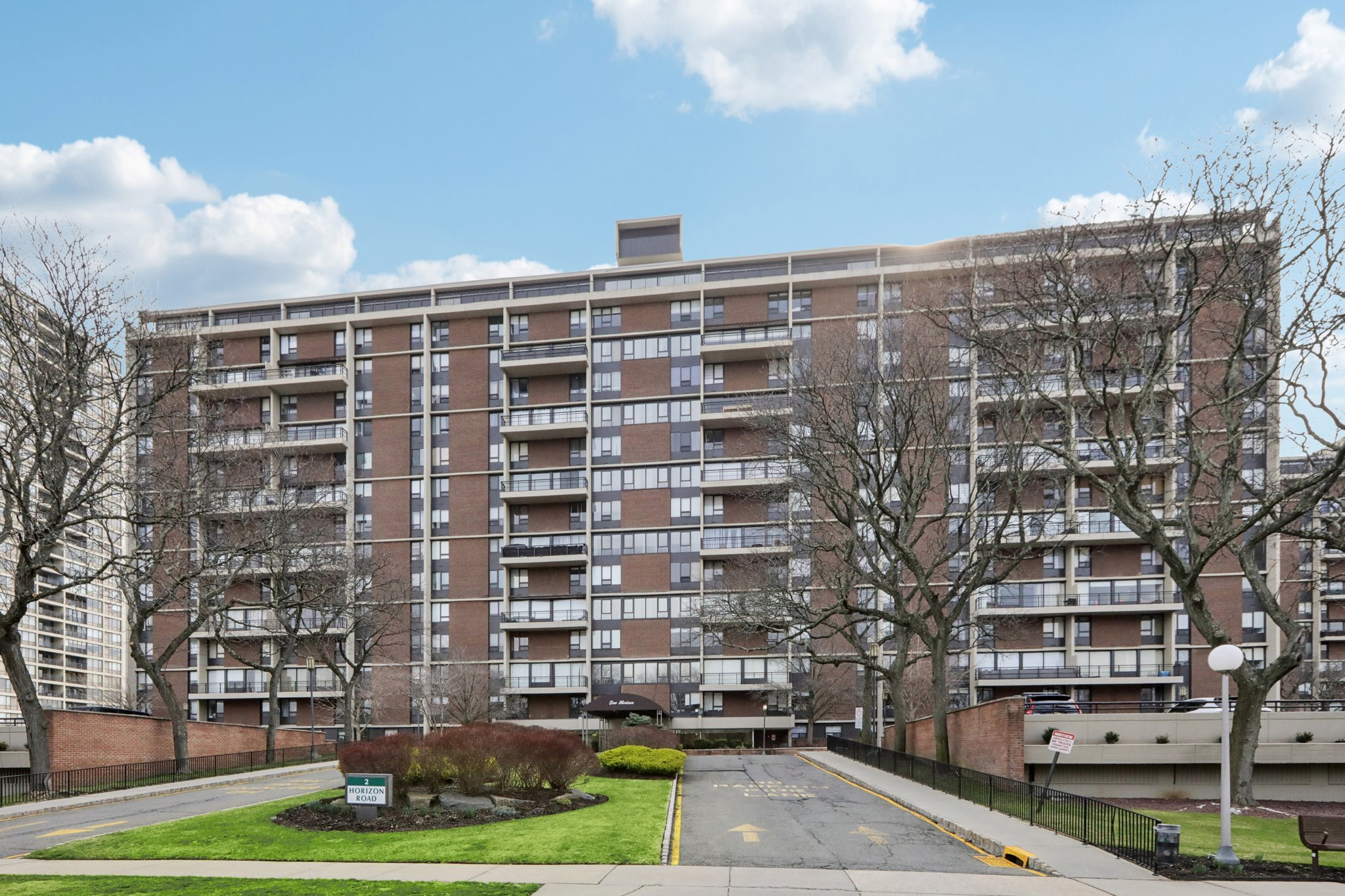 Horizon Rd-S2603-002.jpg