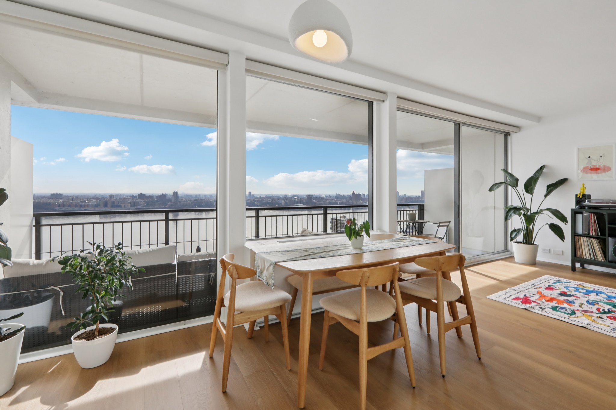 Horizon Rd-S2603-021.jpg