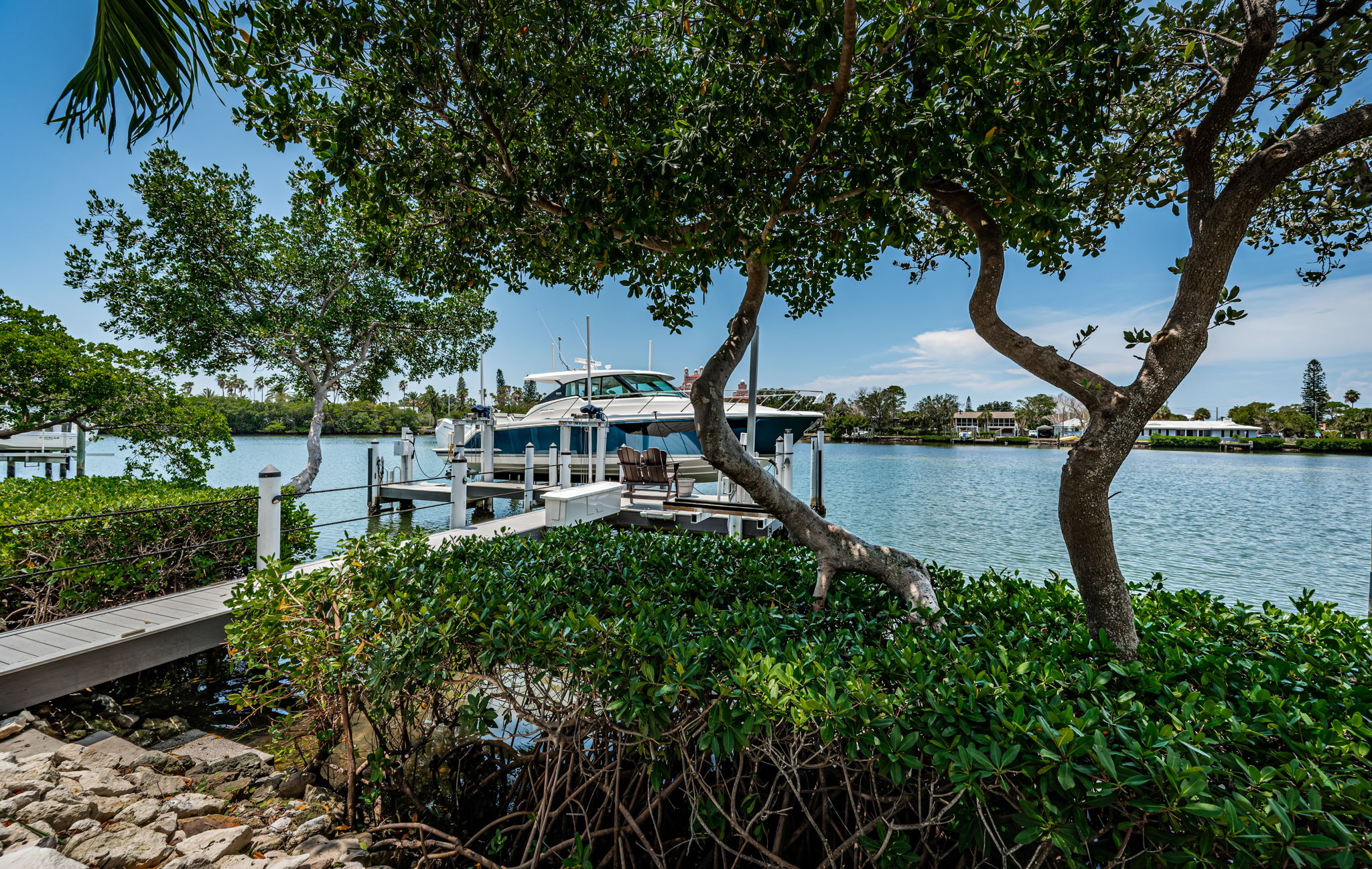 Dock and Water View3