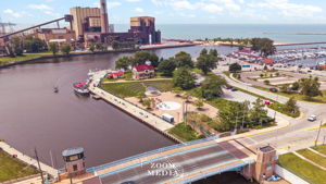  Photo 44
