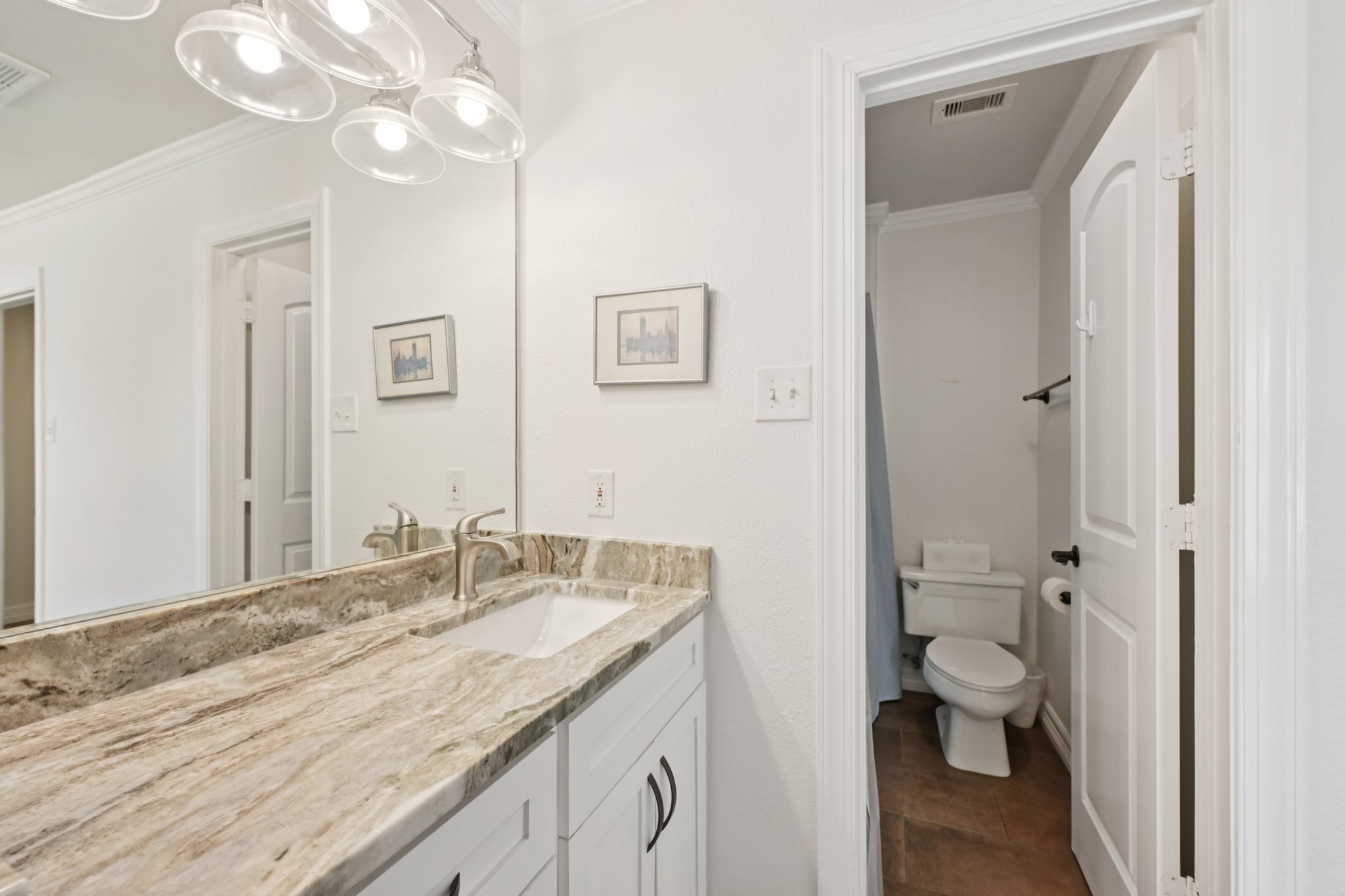 Mariner Village Dr-L1709-030.jpg