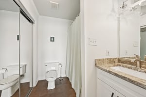 Mariner Village Dr-L1709-031.jpg