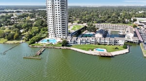 Mariner Village Dr-L1709-060.jpg