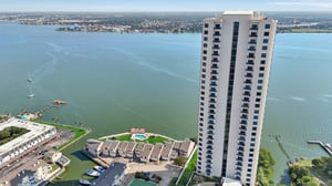 Mariner Village Dr-L1709-075.jpg