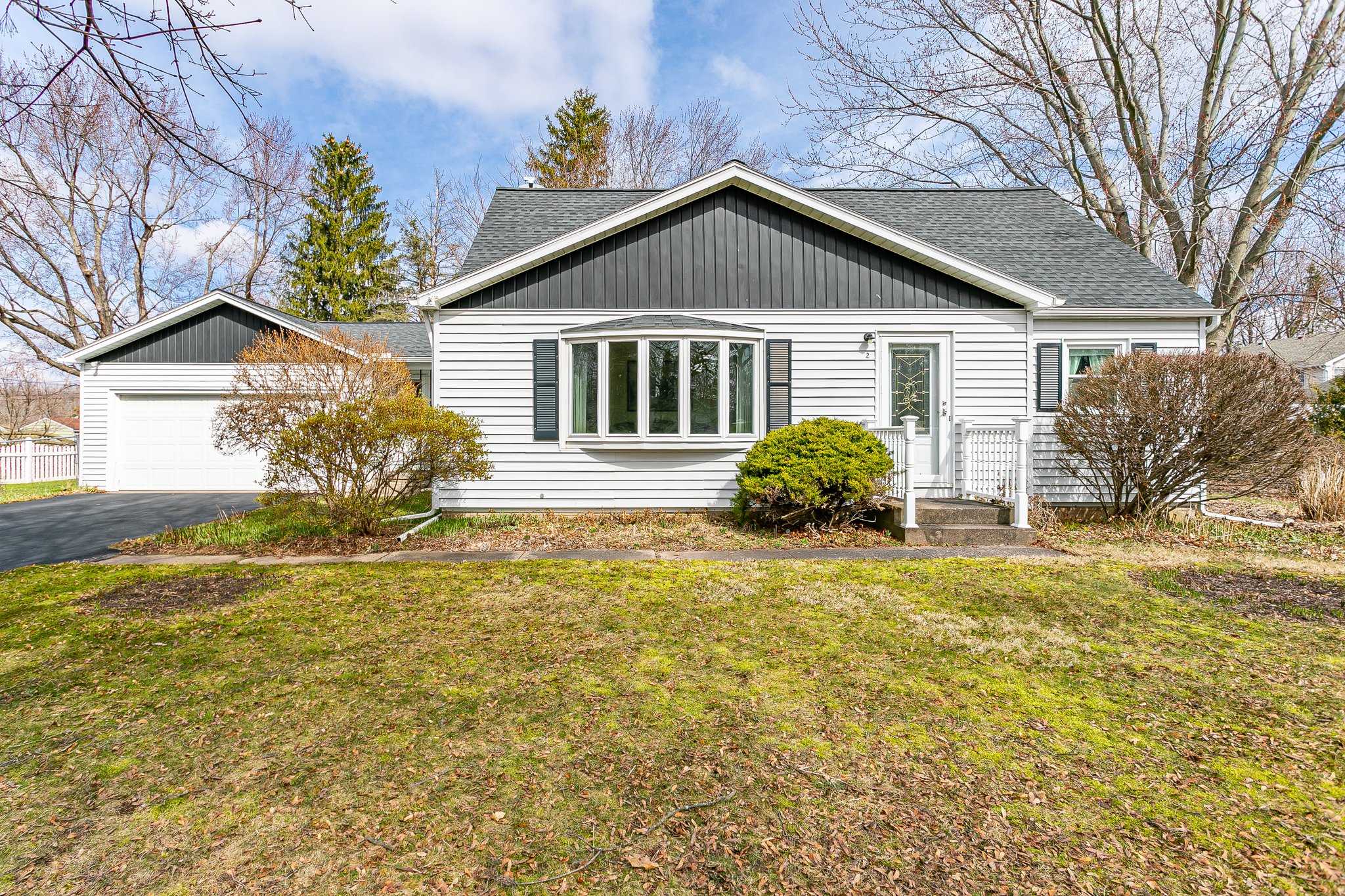 2 Meadow Dr Realtogs