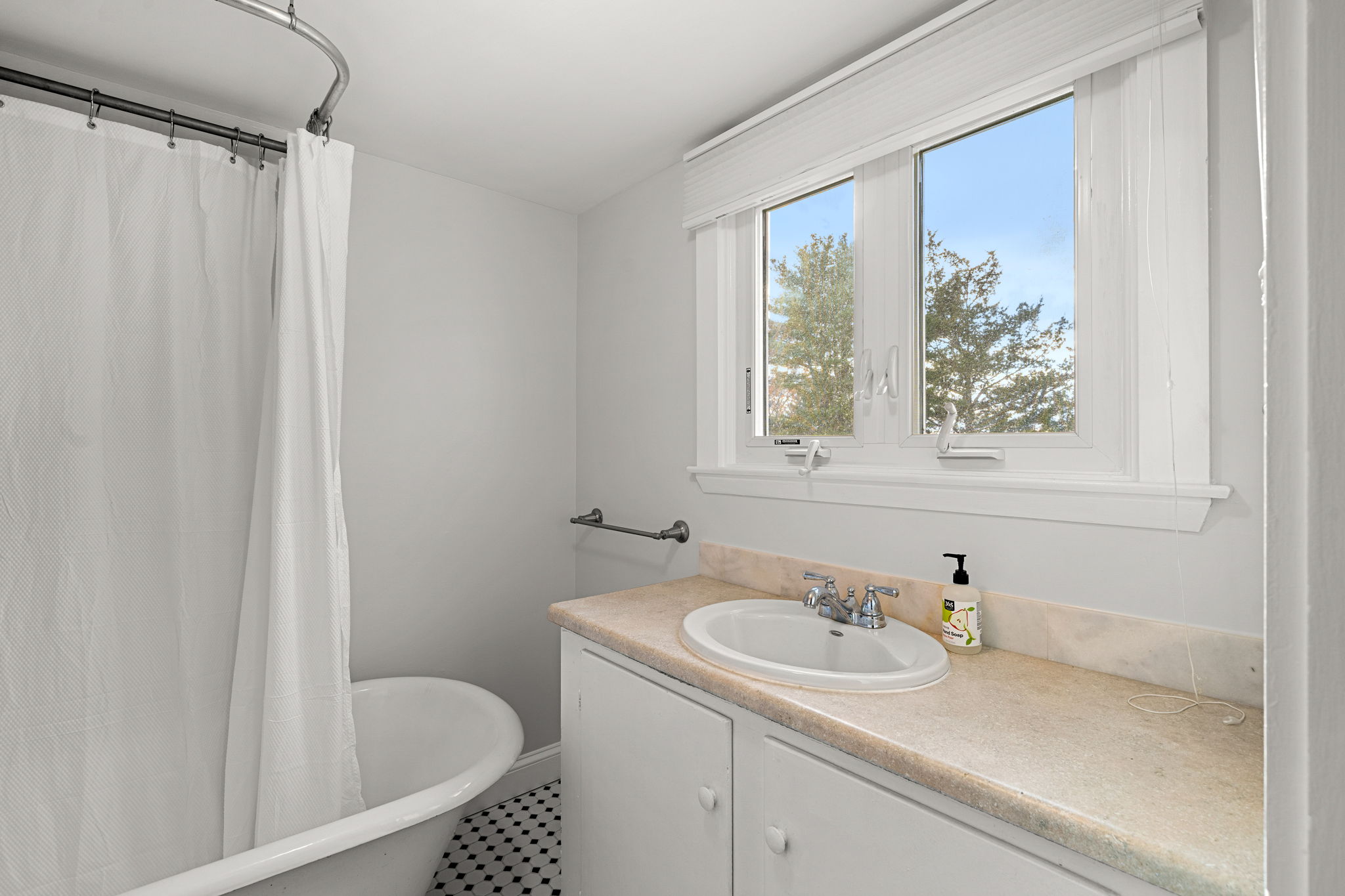 2 Noahs Hl Wy, Essex, MA 01929, USA Photo 45