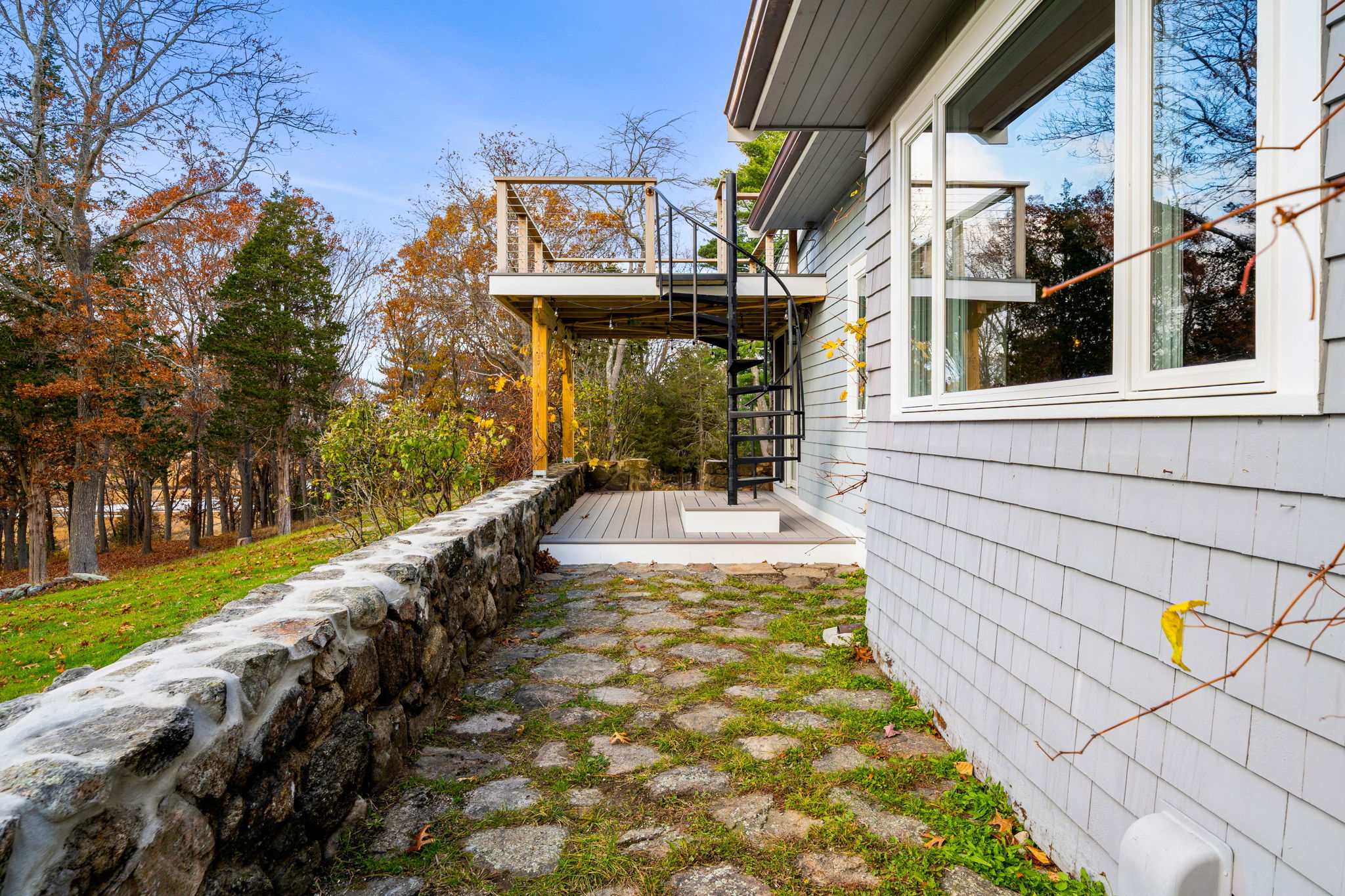 2 Noahs Hl Wy, Essex, MA 01929, USA Photo 8