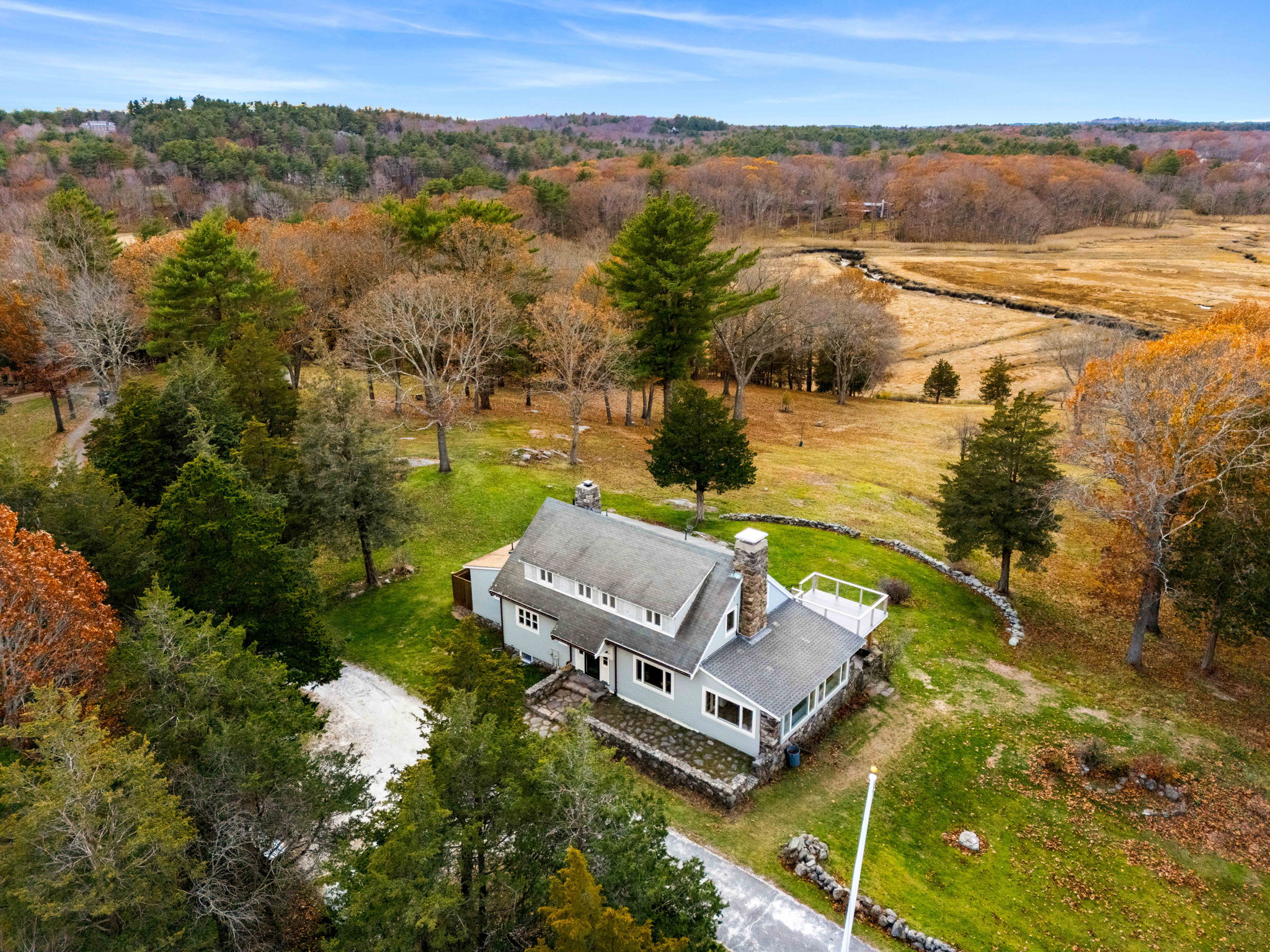 2 Noahs Hl Wy, Essex, MA 01929, USA Photo 13