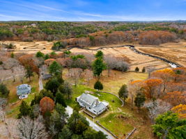 2 Noahs Hl Wy, Essex, MA 01929, USA Photo 20