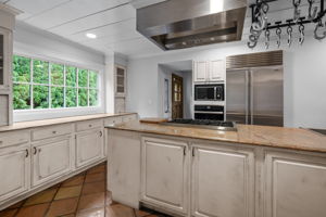  2 Prospect Road, Centerport, NY 11721, US Photo 18