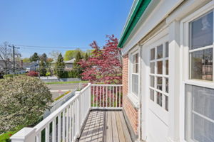 20 E Balcony with awning