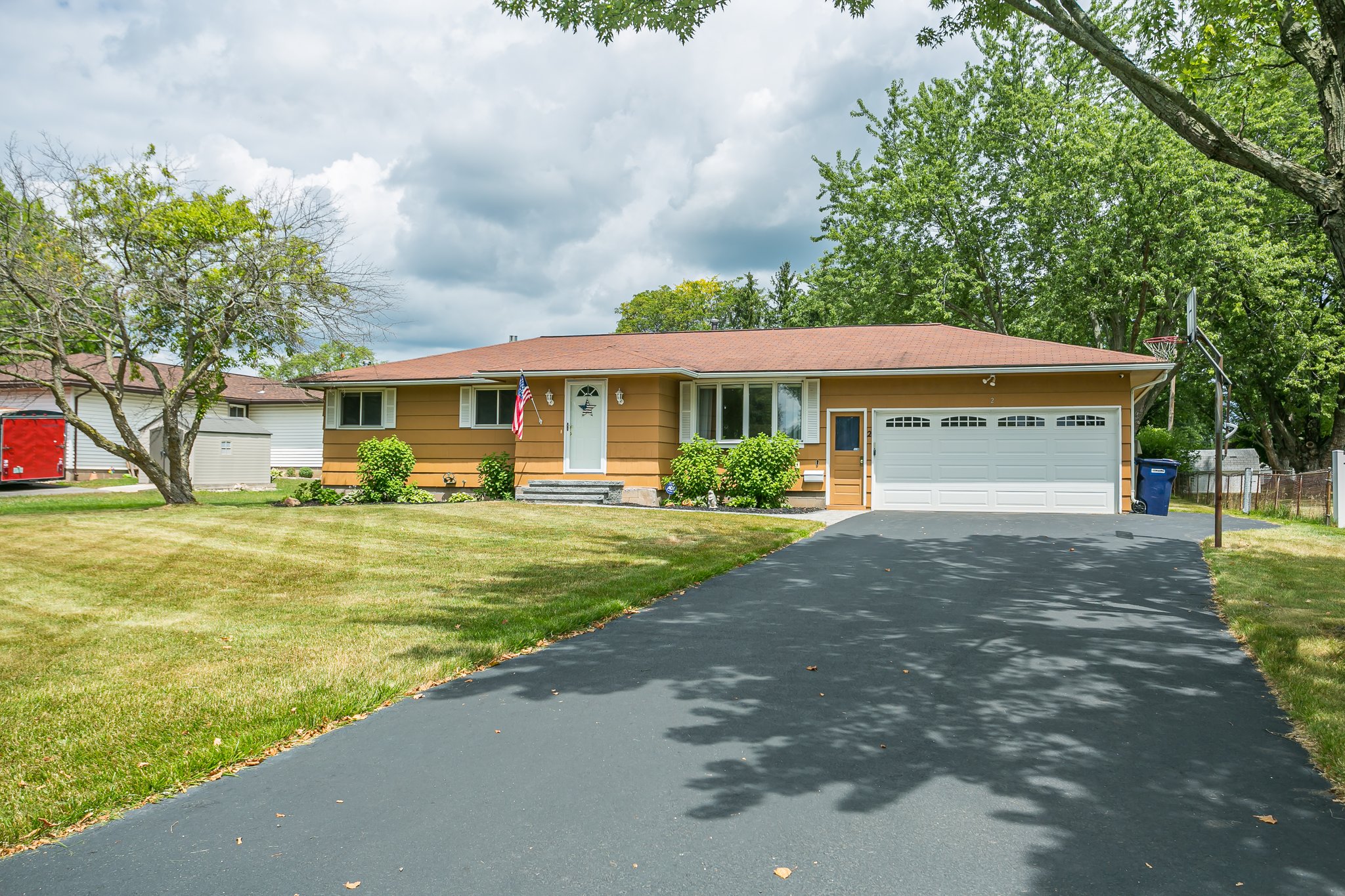 2 Rocklea Dr, Rochester, NY 14624, USA Photo 5
