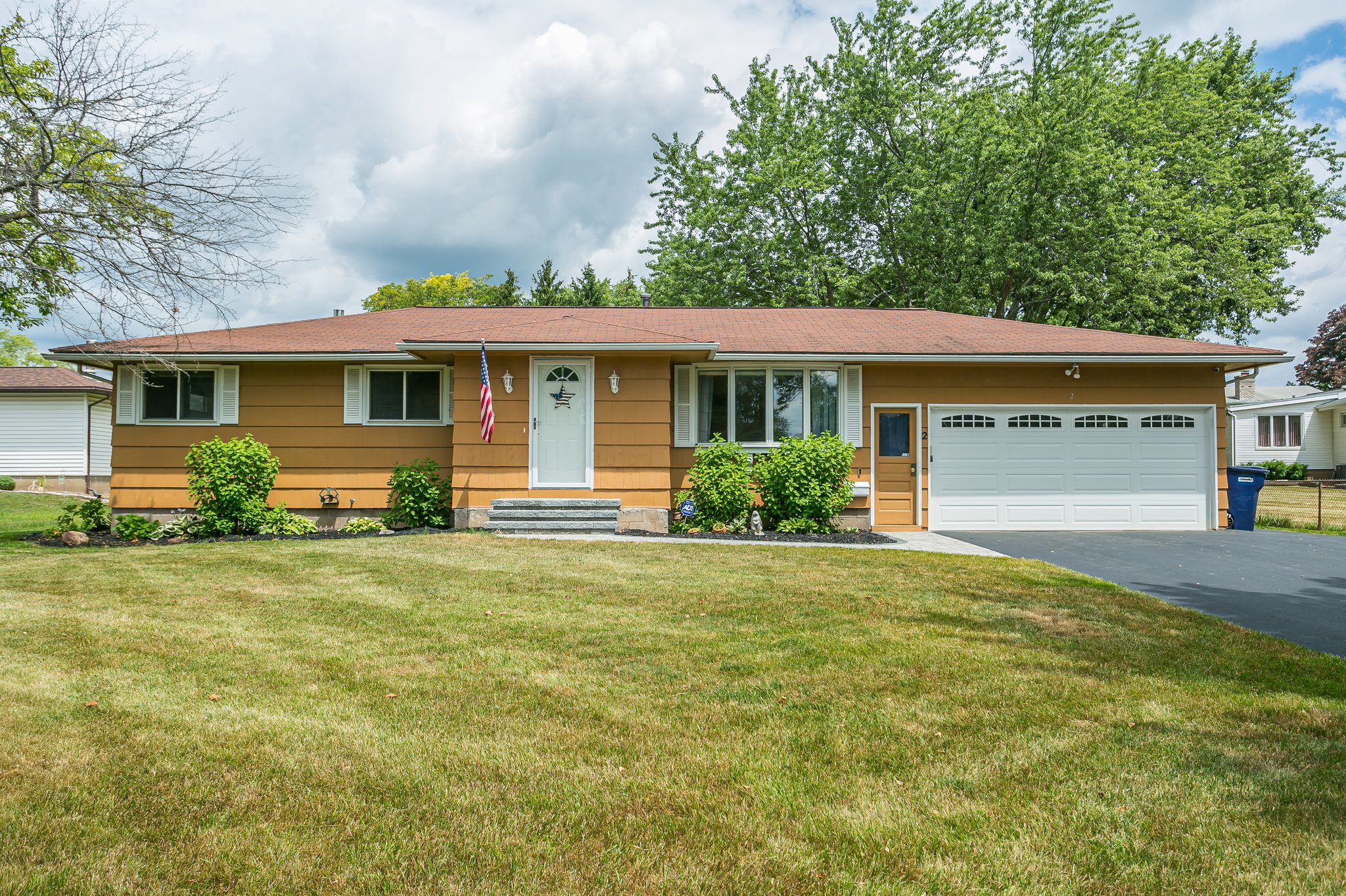 2 Rocklea Dr, Rochester, NY 14624, USA Photo 1
