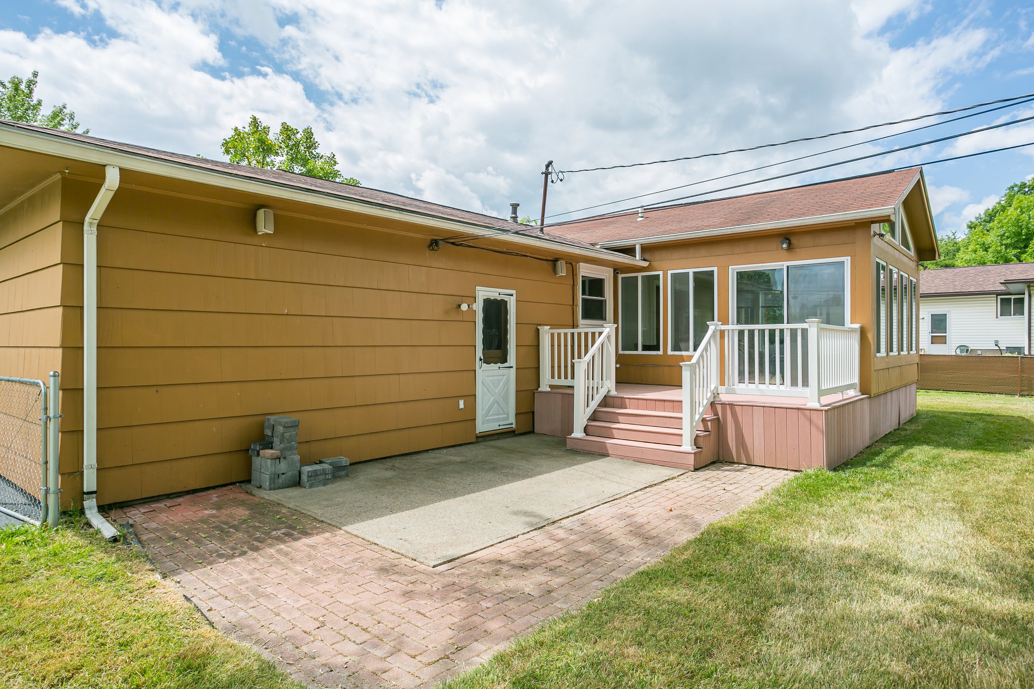 2 Rocklea Dr, Rochester, NY 14624, USA Photo 6