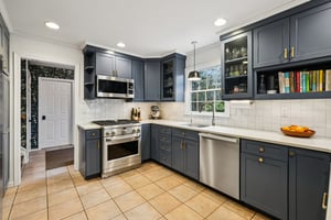 Southwind Dr-S1303-030.jpg