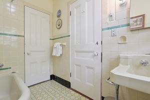  Photo 31