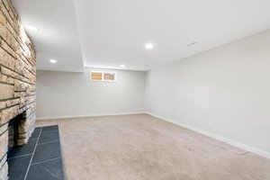  Photo 48