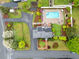  Photo 0