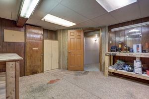  Photo 32