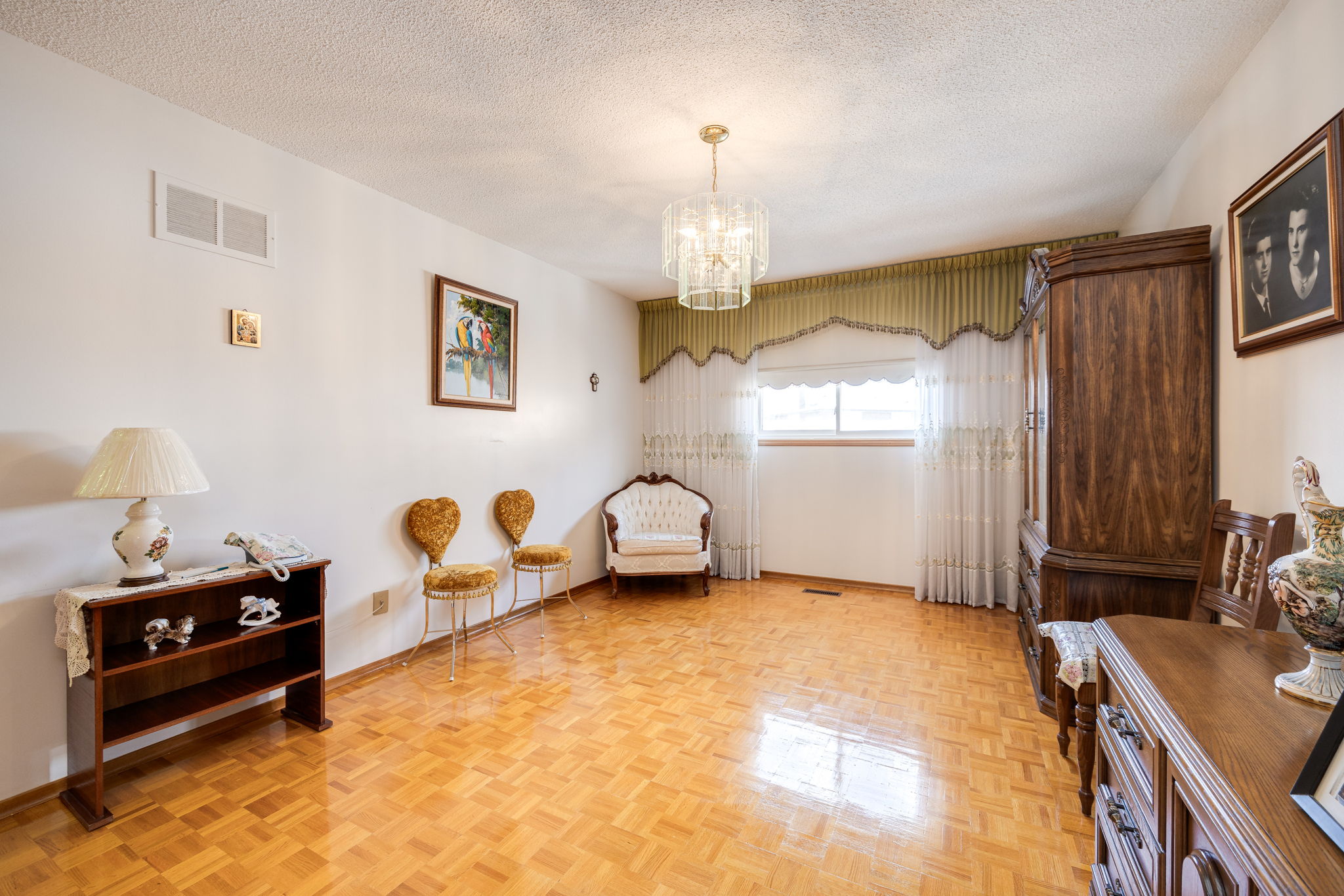 Vaughan property showcase — delivered property photograph 32