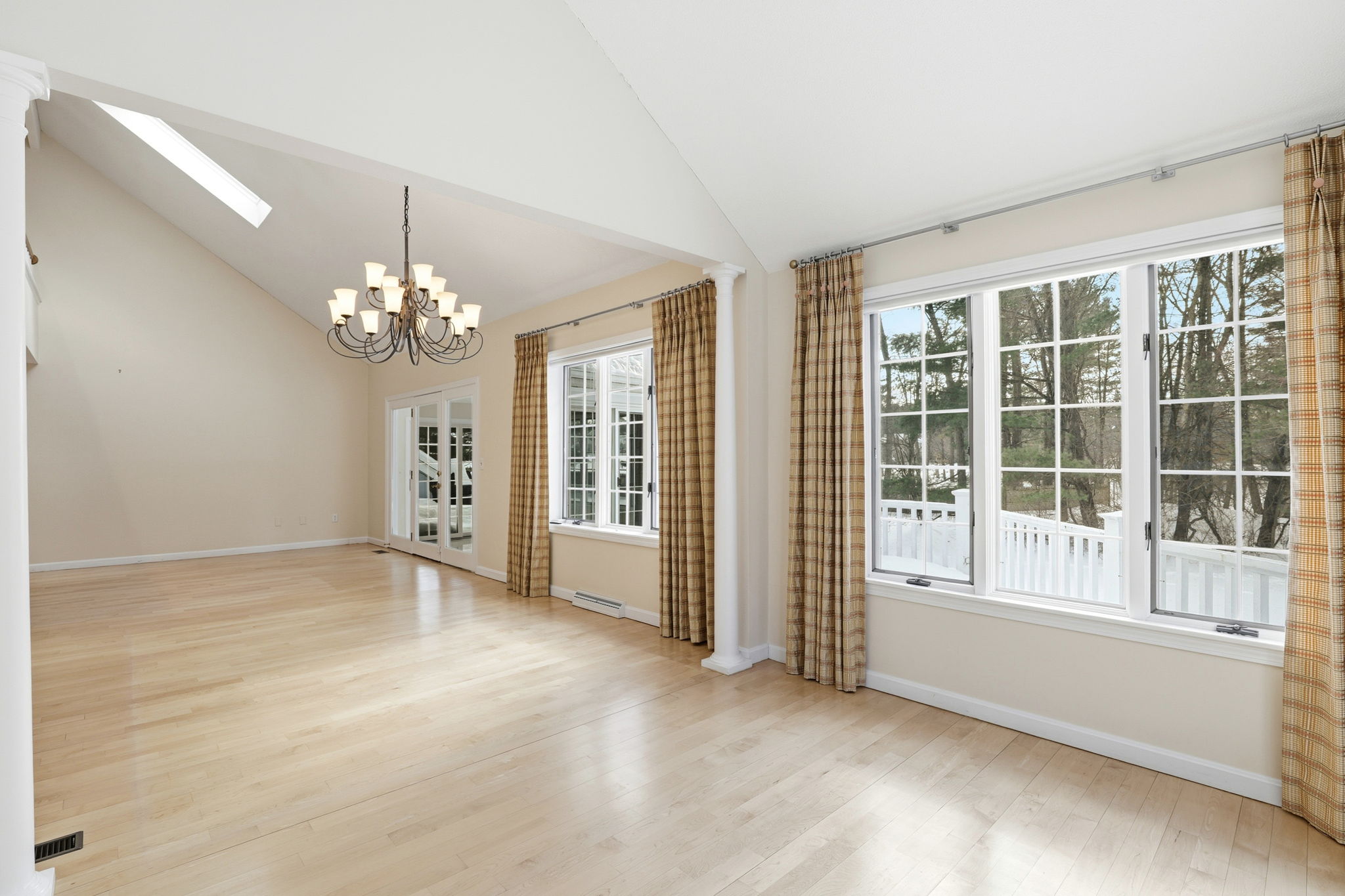Sitting Room & Living/Dining Room I
