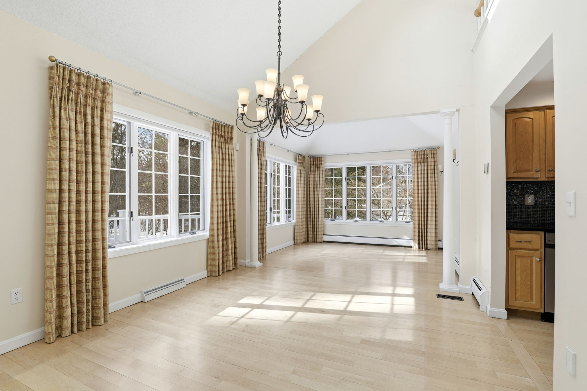 Expanded Dining Room Includes Sitting Room